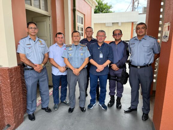 Diretoria de Pessoal Inativo da PM faz visita técnica à sede da Amazonprev